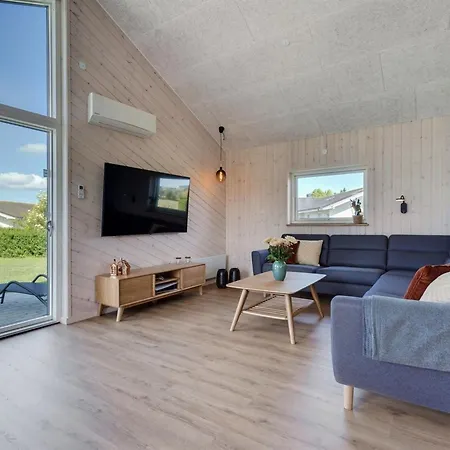 Elsebet - 600m From The Sea By Interhome Feriehus *